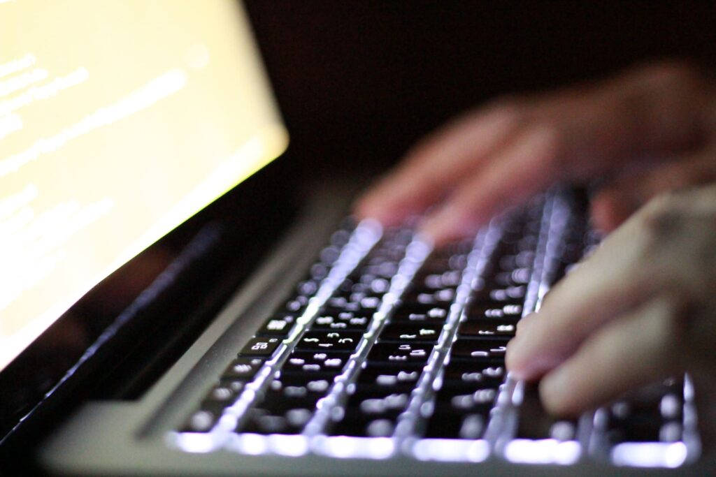 Webサイト制作でのNG行動は？失敗を防ぐための注意点と効果的な対策