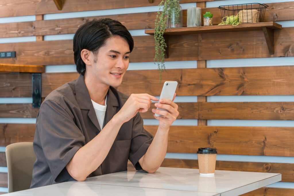 LPに動画を活用してCVR向上！効果的な導入方法と最適な配置の秘訣